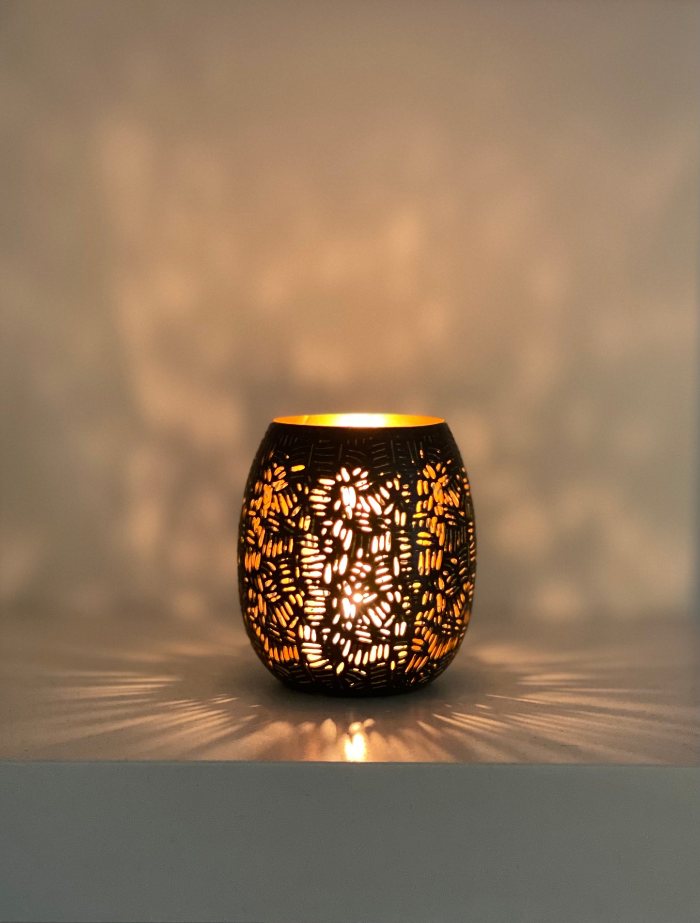 Black & Gold Silhouette Tealight Holder