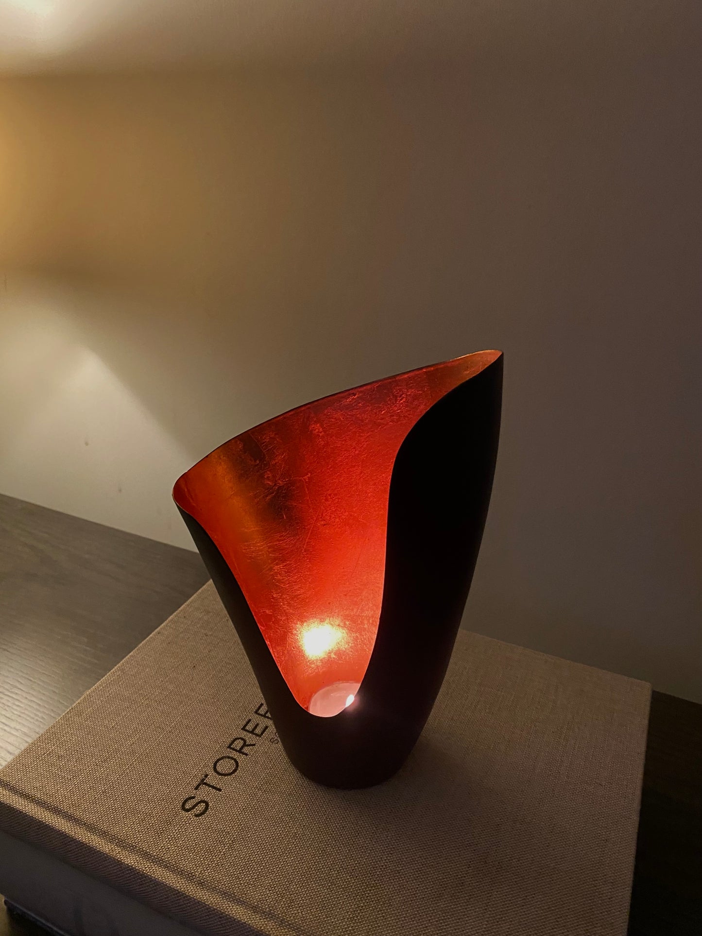 Shaped Black & Copper Tealight Holder